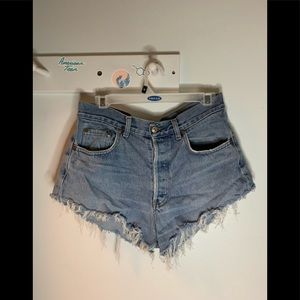 Levi’s boyfriend jean shorts